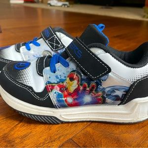 Boys Avengers Iron Man sneakers